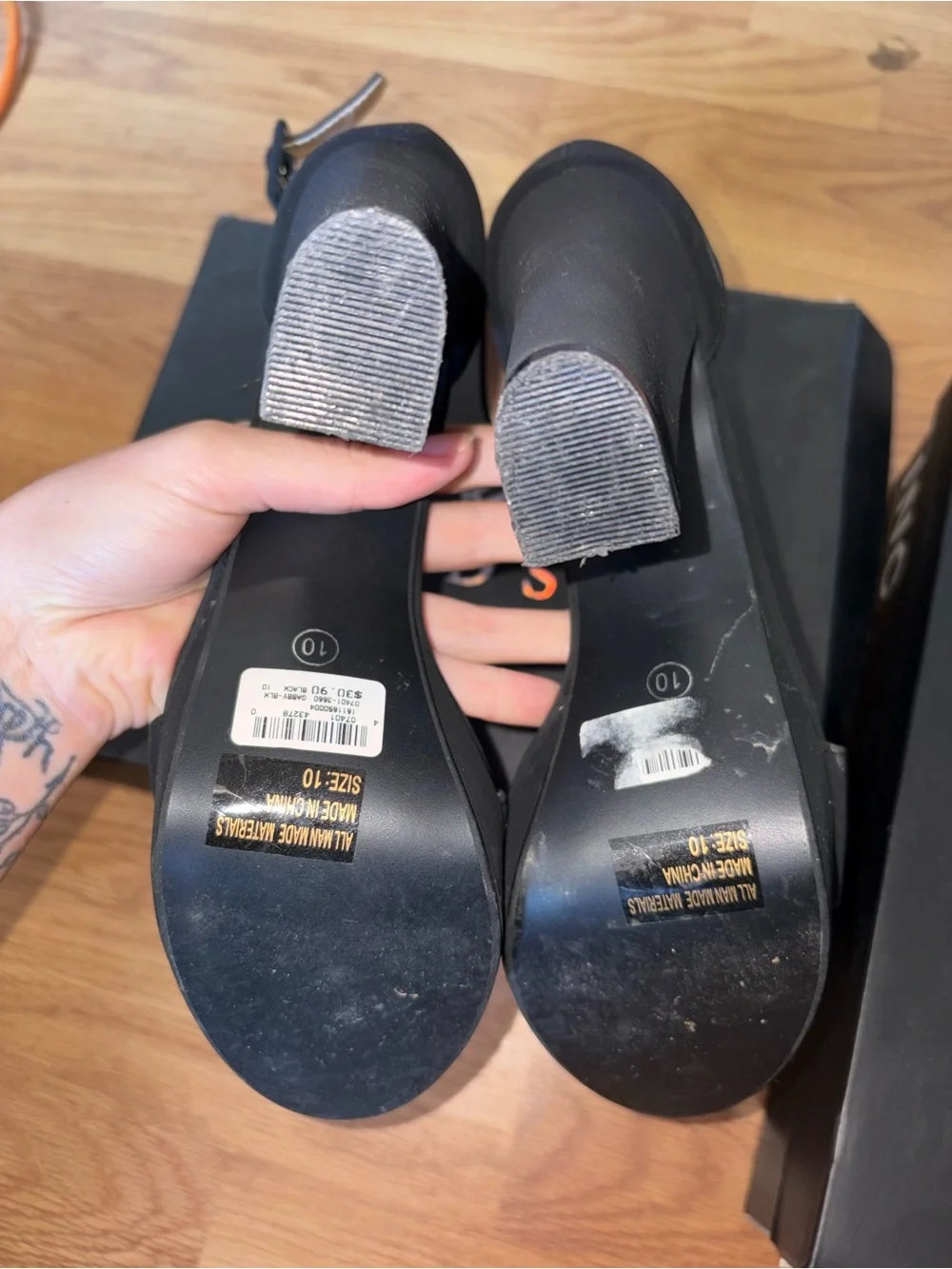 NIB-Windsor Gabby Heels with thick ankle strap